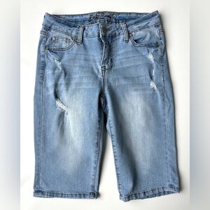 Celebrity Pink Body Sculpt Low Rise Stretch Blue Jean Bermuda Shorts Size 7/28